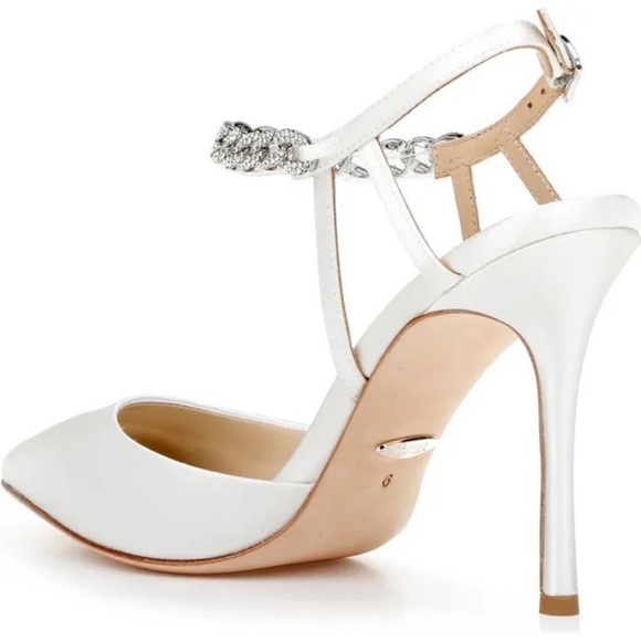 BADGLEY MISCHKA Kailani Ankle Crystal Strap Pump Heel Shoes White Size 9M NWT - Picture 2 of 7